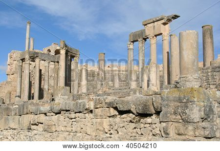 Dougga romok, Tunézia