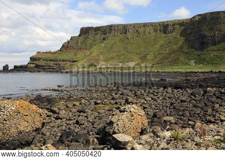 Ulster (ireland), - July 20, 2016: Polygonal Basalt Lava Rock Columns Of The Giant's Causeway On The