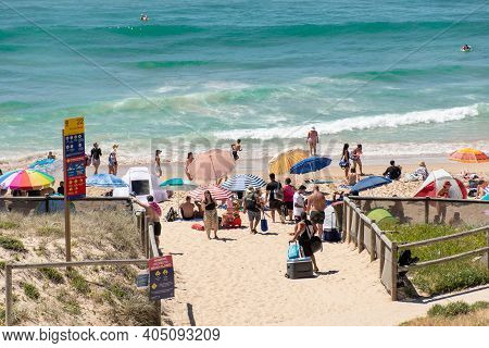 Sydney, Australia 2021-01-26 Extremely Overcrowded Cronulla Beach On Australia Day. People Relaxing,
