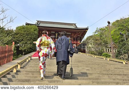 Kamakura, Japan - 19 April, 2019: People Walking In The Tsurugaoka Hachimangu. The Temple Is The Mos