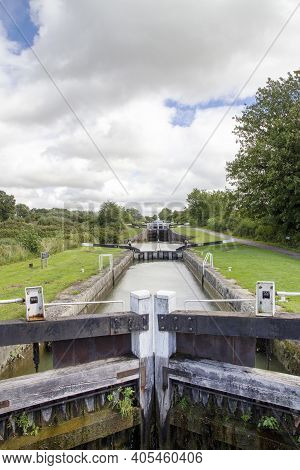 Devizes, Wiltshire, Uk, August 25 2020. Caen Hill Locks On The Kennet And Avon Canal. Devizes, Engla