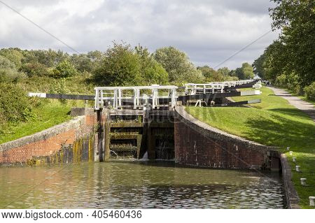 Devizes, Wiltshire, Uk, August 25 2020. Caen Hill Locks On The Kennet And Avon Canal. Devizes, Engla