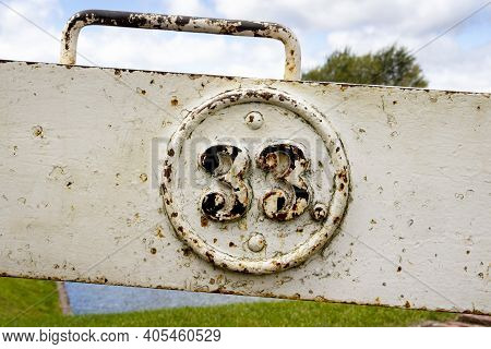 Devizes, Wiltshire, Uk, August 25 2020. Numbers On The Lock Gates At Caen Hill Locks, Kennet And Avo