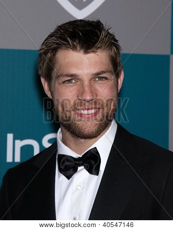 LOS ANGELES - JAN 15: LIAM McINTYRE ankommer til Golden Globes 2012 After Party: WB / i stil på Jørgensen