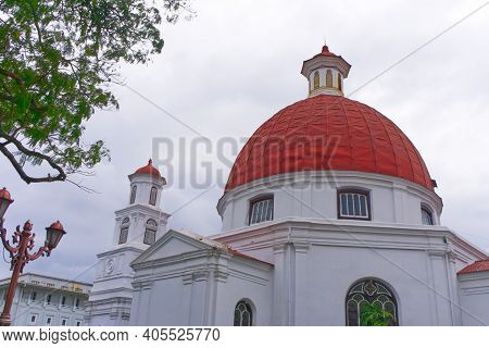 Semarang, Indonesia - January 21, 2021: Gereja Blenduk (blenduk Church) In Kota Lama Semarang, Is Ol
