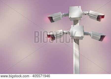 Multi-angle Cctv On Pillar 360 Degree System Background Blast Cipping Path.