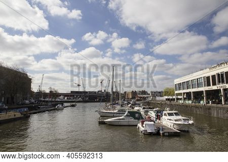 Bristol, Uk - April 10, 2019. Bristol Harbour Aka Bristol Docks Has Existed Since The 13th Century R