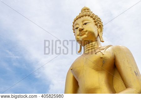 Golden Buddha In Chiang Saen Style In Phutthamonthon (buddhist Park) Build To Celebrate Its 750th An