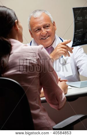 患者を放射線科医までを表示して x 線