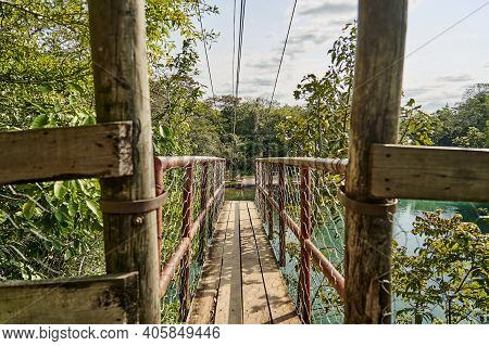 Beautiful And Romantic Little Spa In The Area Of Jardim And Bonito Along The River Prata, Rio Da Pra