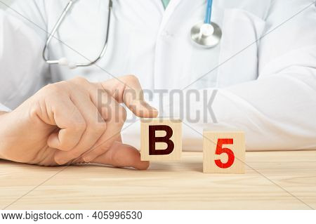 Essential Vitamins And Minerals For Humans. Doctor Recommends Taking Vitamin B5. Doctor Talks About 