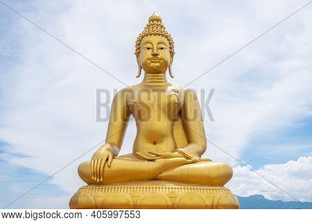 Golden Buddha In Chiang Saen Style In Phutthamonthon (buddhist Park) Build To Celebrate Its 750th An