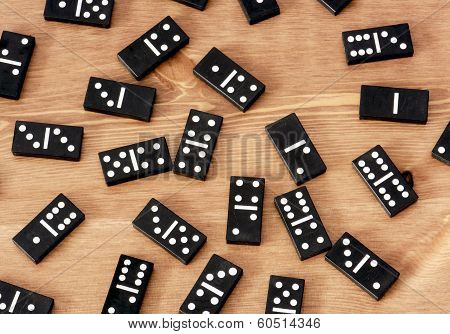 Dominoes