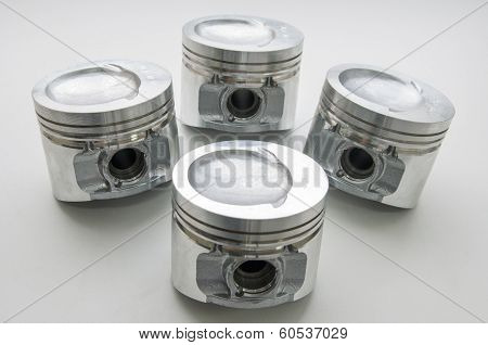 Pistons