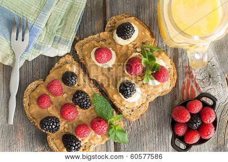 Peanut Butter Sandwiches With Berries And Cheese