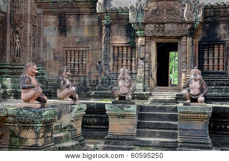 Banteay Srey Temple