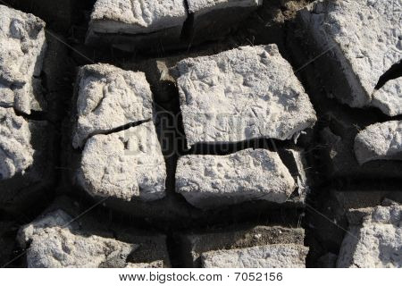 aldatıcı kuruluk