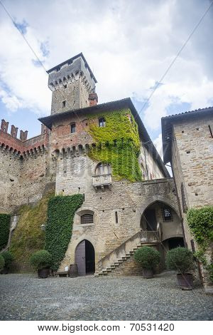 Tagliolo Monferrato, Castle