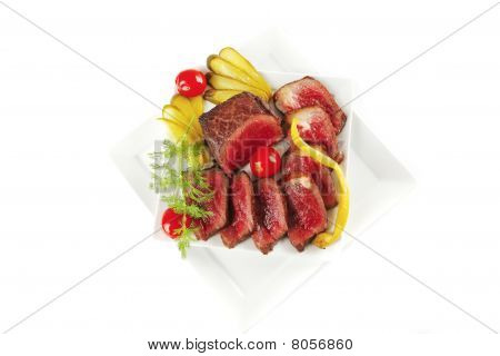 半生的牛肉