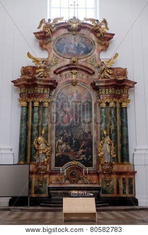 SALZBURG, AUSTRIA - DECEMBER 13: Altar in Collegiate church in Salzburg on December 13, 2014.