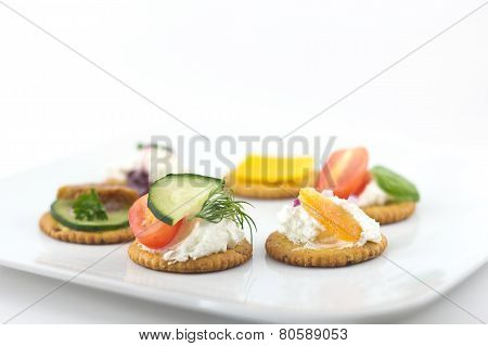 Crackers Canopes With Toppings