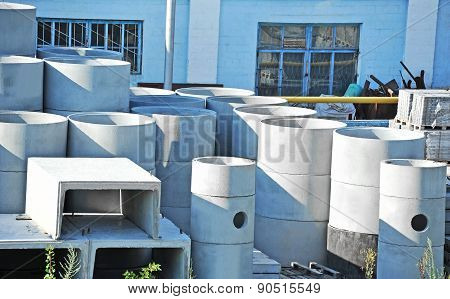 Concrete circle pit