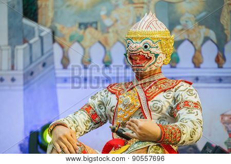 Khon - Thai Traditional Mask Dance