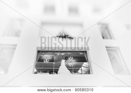 Bride With Tiara Pose At The Restauraunt