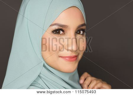 Fashionable Muslimah Woman