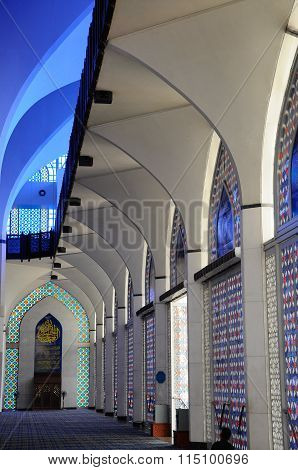 Interior of Sultan Salahuddin Abdul Aziz Shah Mosque or Shah Alam Mosque