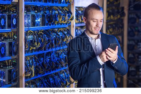 miner bitcoin cryptocurrency farm mining virtual money