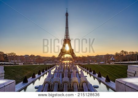 Sunrise With The Sun Beam In The Middle Of The Eiffel Tower Aligned With Trocadero Fountain Paris Fr