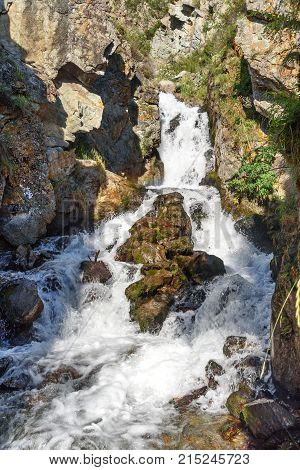 Waterfalls Beltertuyuk, Yelanda. Altai Republic, Russia