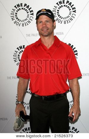THOUSAND OAKS - JUN 11: Joel Gretsch Paley Center for Media piątej rocznych Celebrity Golf klasy