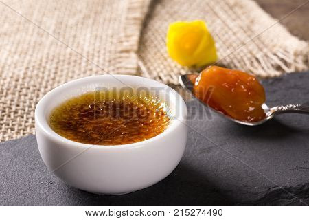 Cream Brulee With Canned Cashew