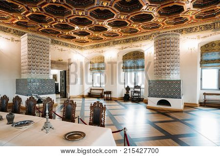 Mir, Belarus - September 1, 2016: Exposition The Dining Room Izba In Castle Complex Museum. Famous Landmark, Architectural Ensemble Of Feudalism, Ancient Cultural Monument, UNESCO Heritage