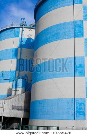Silos cemento bianco-blu