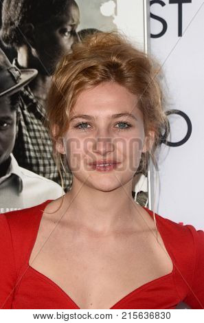 LOS ANGELES - NOV 9:  Samantha Hoefer at the 