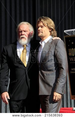 LOS ANGELES - NOV 20:  Nick Nolte, Brawley Nolte at the Nick Nolte Star Ceremony on the Hollywood Walk of Fame on November 20, 2017 in Hollywood, CA