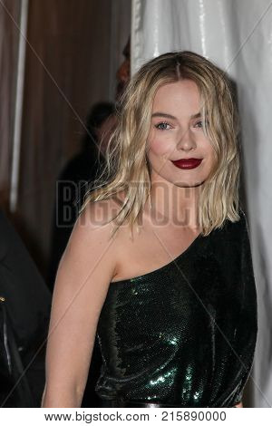 NEW YORK, NY - NOVEMBER 27: Margot Robbie attends the 2017 IFP Gotham Awards at Cipriani Wall Street.