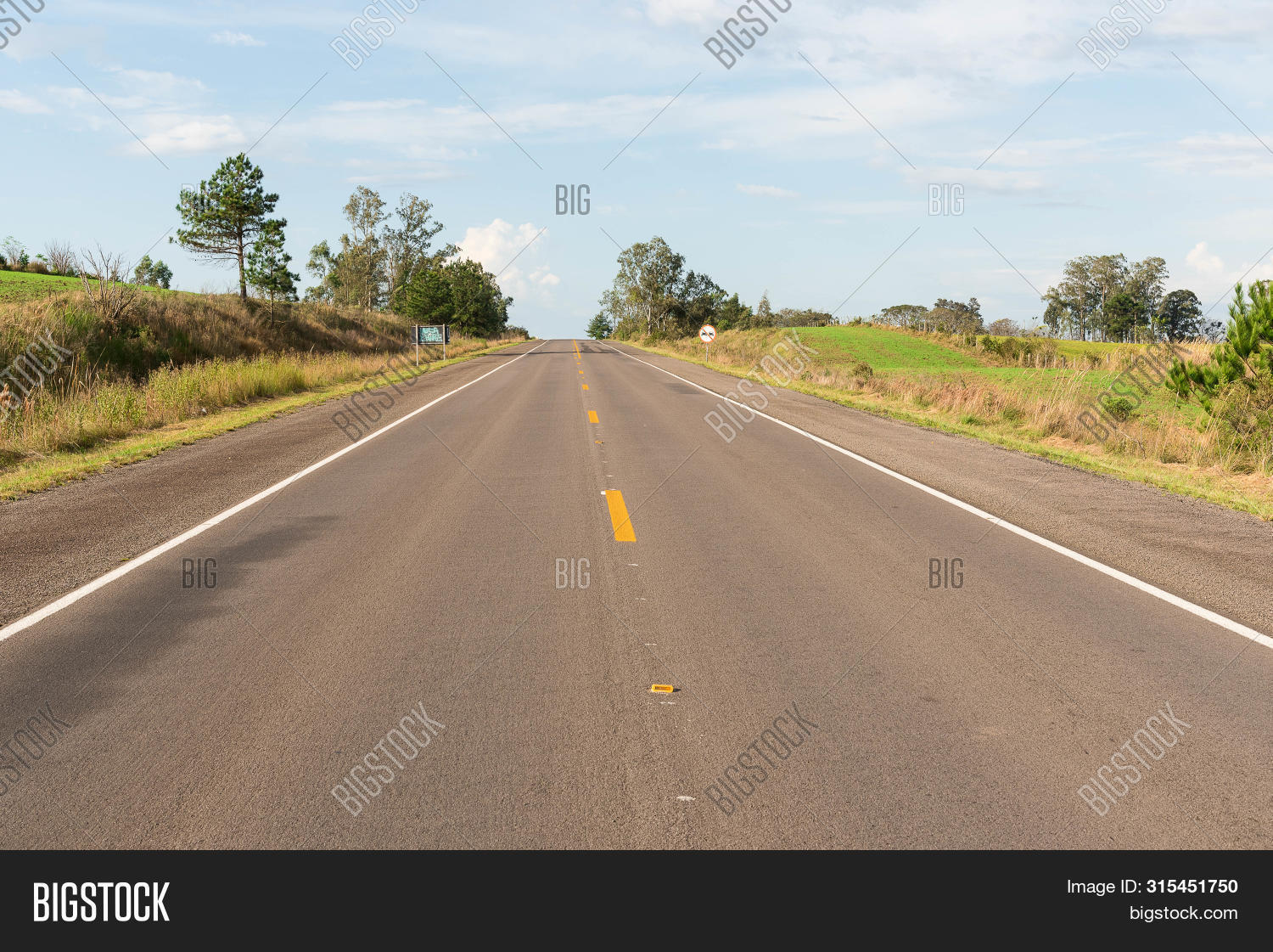 Freeway Small Look Freeway Image & Photo (Free Trial) | Bigstock