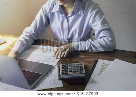 A New Generation Of Businessmen Who Are Working