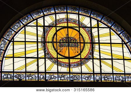Budapest, Hungary - August 20, 2017: Elements Of Architecture And Interior In The Basilica Of St. St