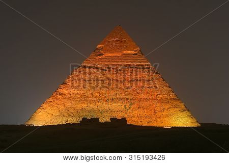 Pyramid Of Khafre In Cairo, Egypt