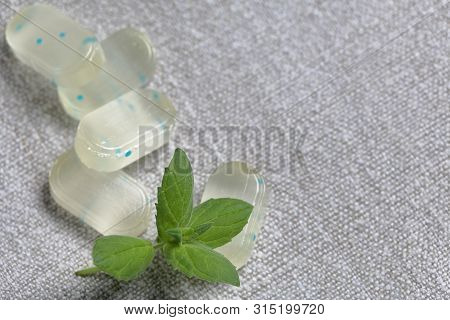Peppermint Candies For Breath Freshening. With Refreshing Microgranules. Cooling Menthol For Sore Th