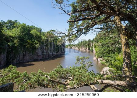 View of Split Rock Creek flowing through Palisades State Park in South Dakota.