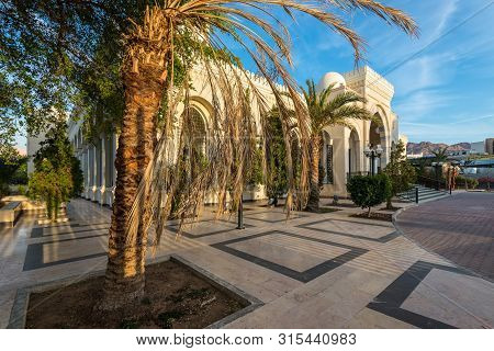 Aqaba, Jordan - November 6, 2017: The Biggest Jordanian Mosque Al-sharif Al-hussein Bin Ali In The C