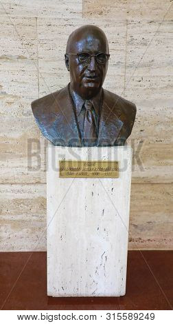 Sao Paulo, Brazil - May 15, 2019: Bust Of Conde Francisco Matarazzo Junior Inside The City Hall Of M