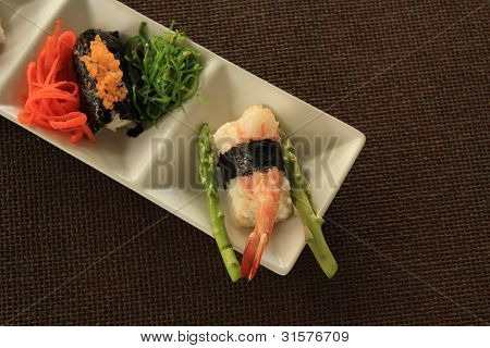 Maki sushi.
