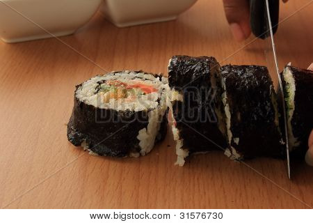 Maki sushi.
